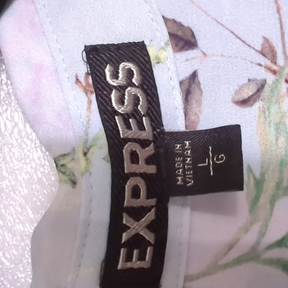Express Women's Cold Shoulder Light Blue Floral Top Size Large - Picture 7 of 10